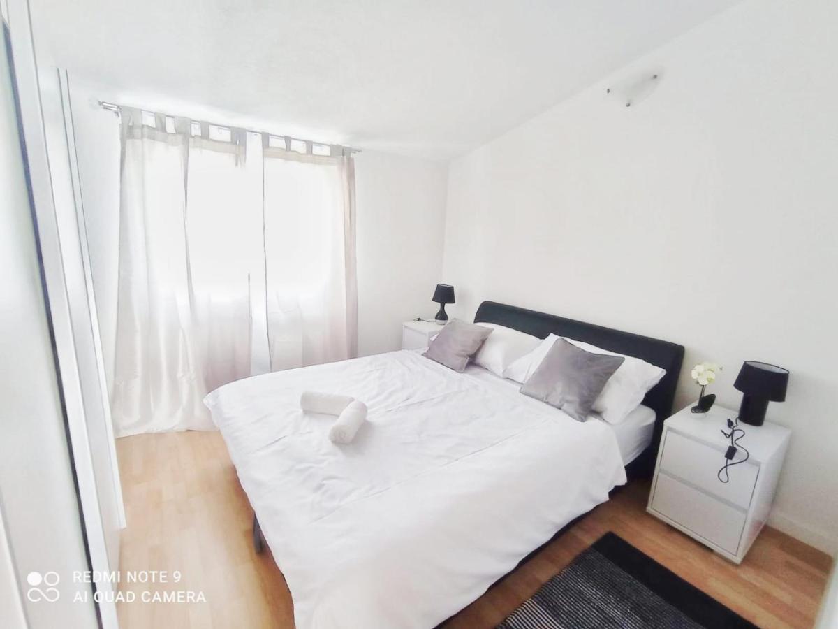Apartman Mia With Pool1 Split Bagian luar foto