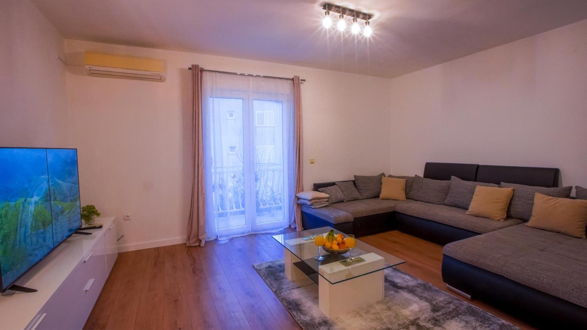 Apartman Mia With Pool1 Split Bagian luar foto